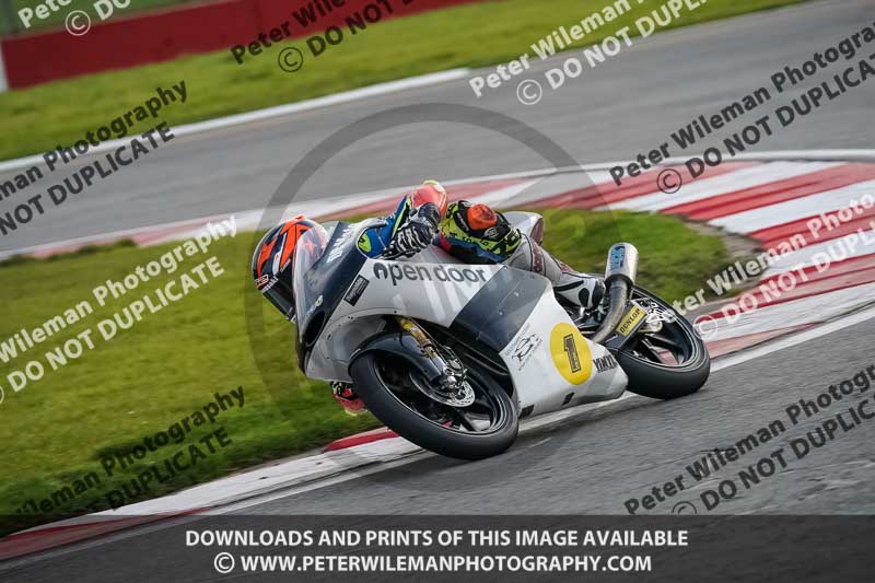 donington no limits trackday;donington park photographs;donington trackday photographs;no limits trackdays;peter wileman photography;trackday digital images;trackday photos